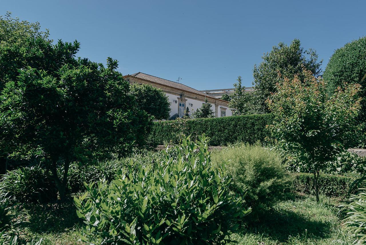 Casa Dos Pombais Acomodação com café da manhã Guimarães Exterior foto